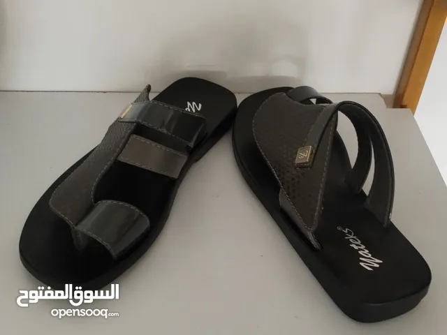 Multicolor Comfort Shoes in Al Sharqiya