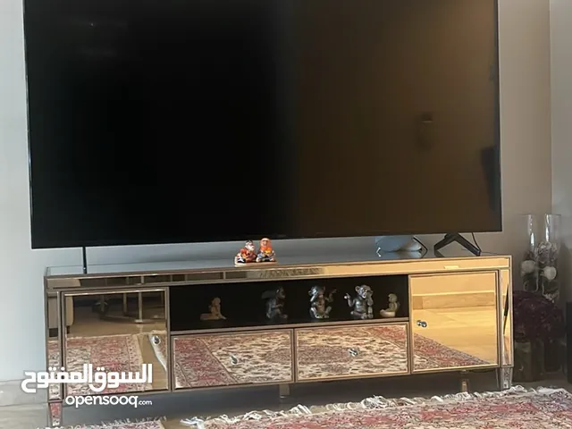 Like new Sony TV 85’with stand