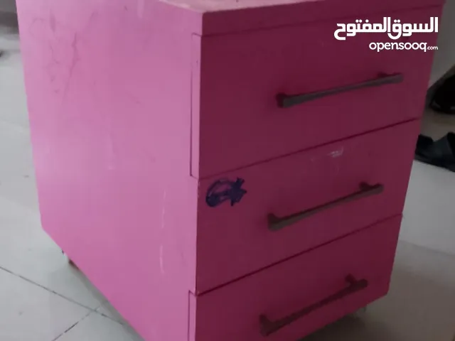 وحدة ادراج بعجلات لون زهري