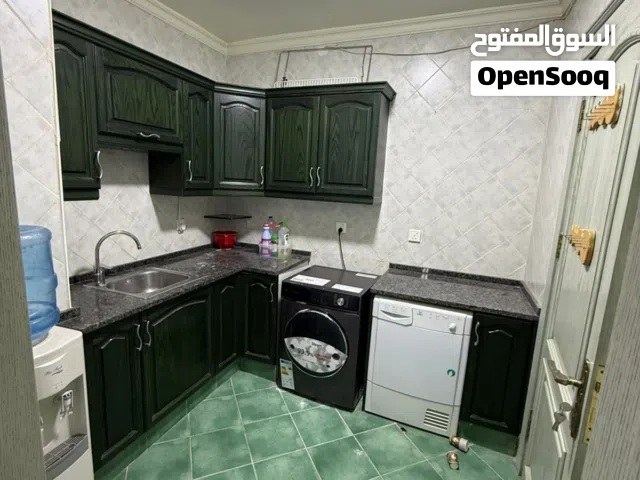 مطابخ خشب بلوط