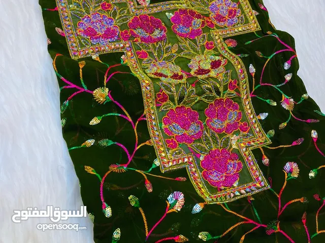 مخور إمارتي مع الشيلة حرير اندنوسي مع الشيلة حرير صافي مش مخلوط