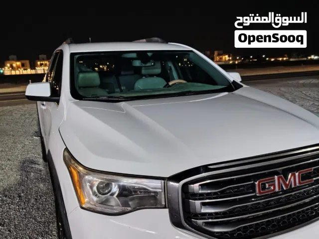 جي ام سي اكاديا موديل 2017