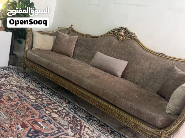 قنفات ملكي نظيف 4 قطع 2 كراسي وحده كبيره 3 متر وحده ام 3 مقاعد