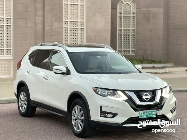 Used Nissan Rogue in Muscat