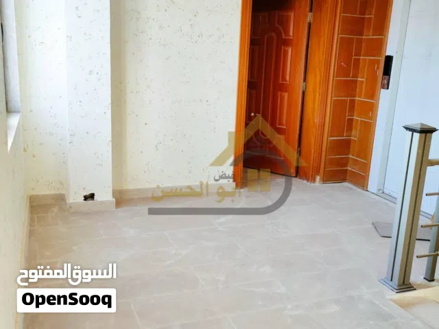 100 m2 2 Bedrooms Apartments for Rent in Basra Sana'a