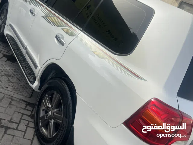Used Toyota Land Cruiser in Southern Governorate