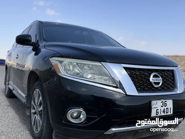 Used Nissan Pathfinder in Zarqa