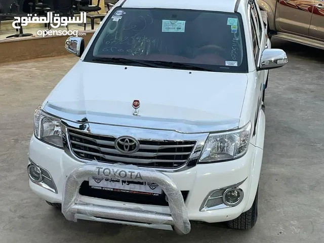 Used Toyota Hilux in Jerash