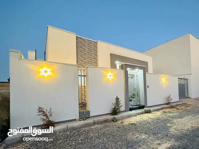 220 m2 3 Bedrooms Villa for Sale in Tripoli Al-Serraj