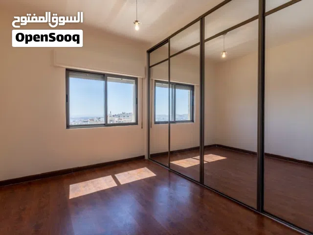 شقة مميزة في الجبيهة خلف التعليم العالي