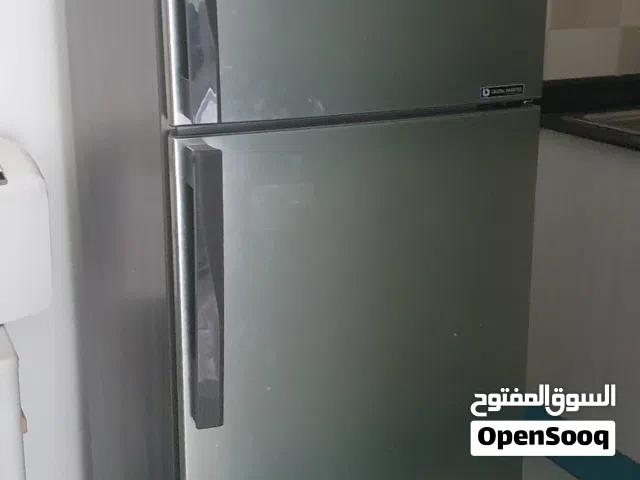 ثلاجة سامسونج بحالة ممتازة