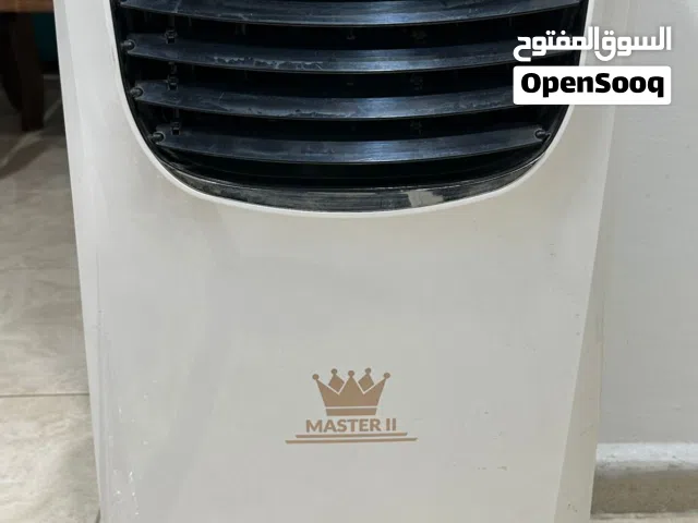 مكيف صحراوي شبه جديد استخدام خفيف جدا شغال ميه بالمئة بالميه الموقع القويسمه عمان