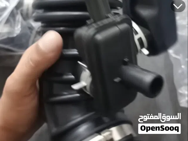 جديده للبيع هواز الهواء سيارة انفنتيfx35 من موديل 2009الئ 2012.