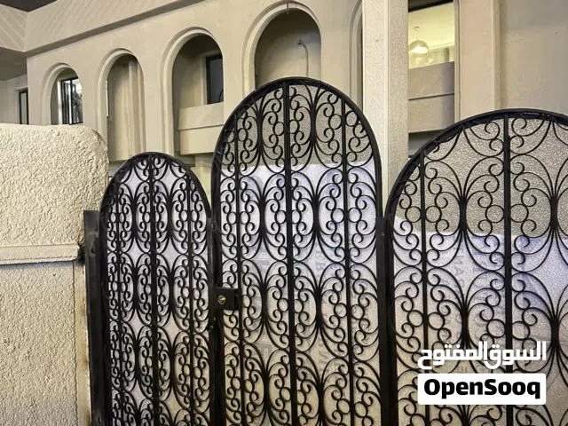 حداد عام بوب شبابيك