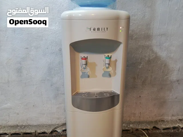 كولر مي فاميلي لون ابيض  بحال الوكاله نظيف قابل للتفاوض يوجد توصيل