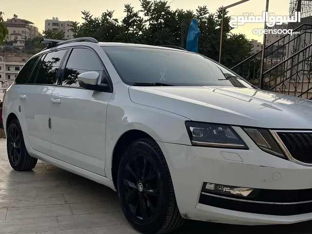 سكودا اكتافيا ستيشن بعد صلاة النبي سيارة ولا برغي بدها 2017