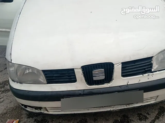 سياره سيت 2001 متور