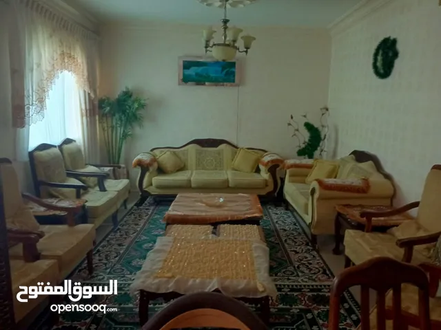 150 m2 3 Bedrooms Apartments for Sale in Zarqa Al Zarqa Al Jadeedeh