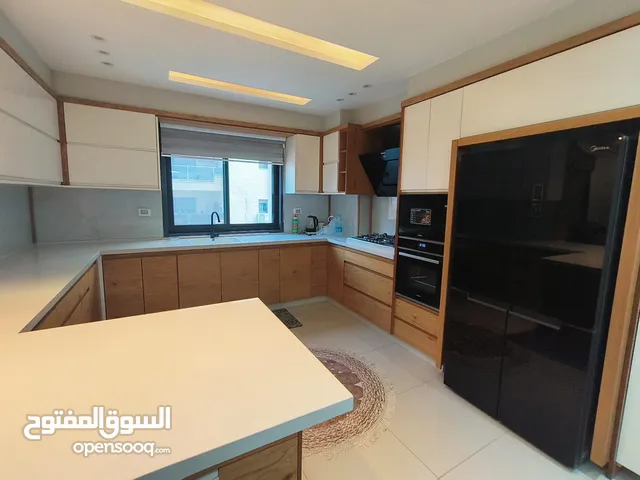 145 m2 3 Bedrooms Apartments for Rent in Ramallah and Al-Bireh Other