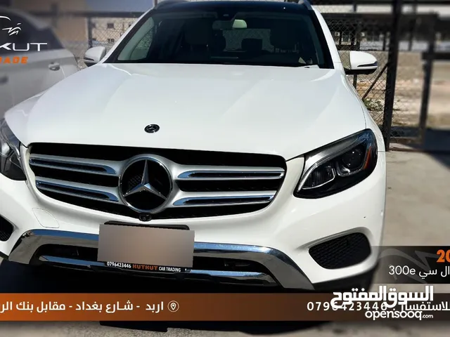 مرسيدس GLC350e بحالة الوكاله