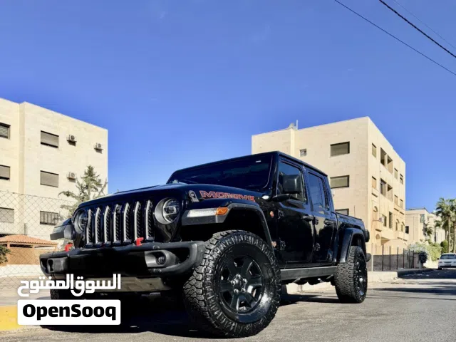 2020 جيب جلادياتور Mojave