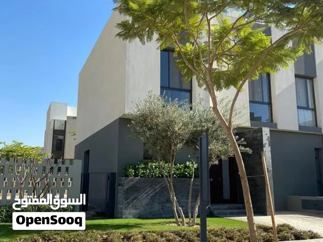 فيلا للبيع stand alone فى كمبوند البروج استلام فورى متشطبة بالكامل فى الشروق بالتقسيط