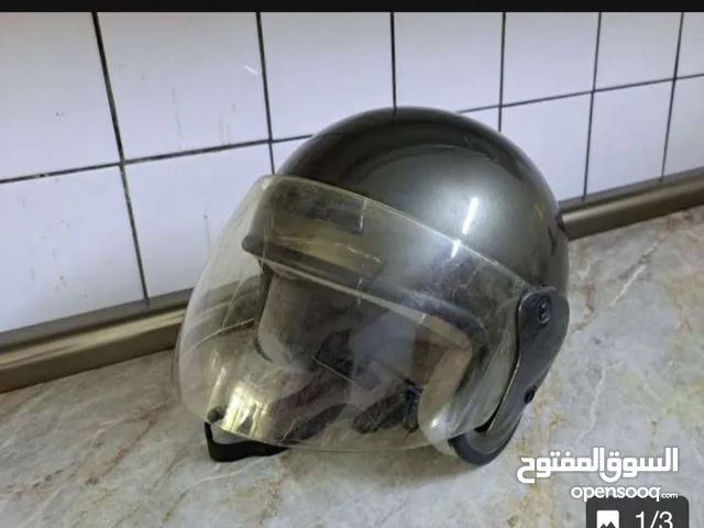 خوذة دراجة نظيفة