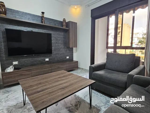 Modern 2BR Apt next to sodico and usj 24/7 شقة مفروشة فخمة للايجار الشهري و الاسبوعي في السوديكو24/7