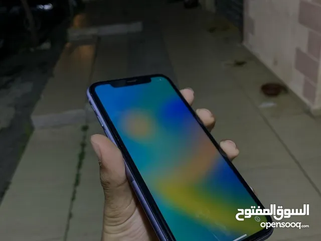 Apple iPhone 11 128 GB in Chouf