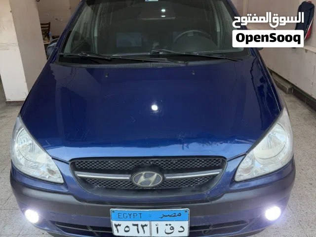 2011 هيونداي جيتز Standard