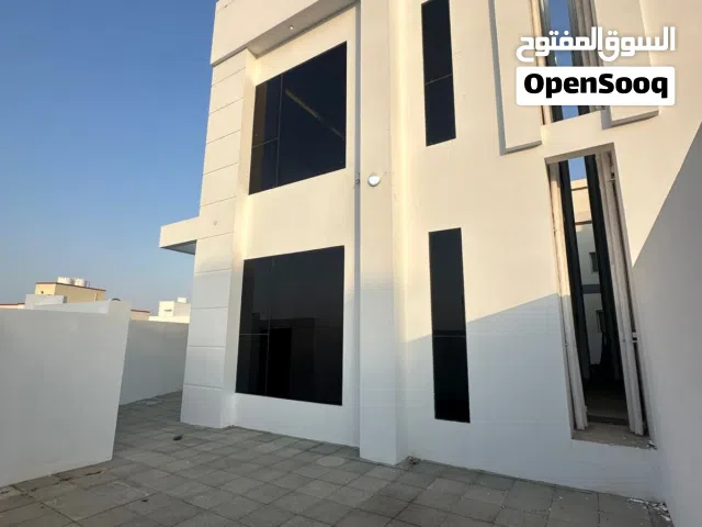355 m2 4 Bedrooms Villa for Sale in Muscat Al Maabilah