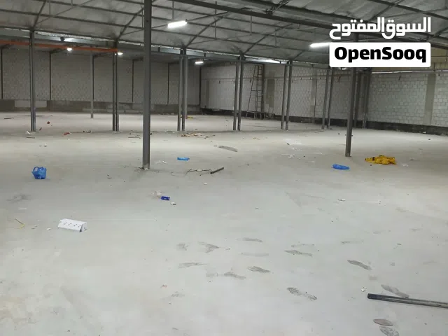 للايجار مخزن 1000 متر مسكر في الصليبية