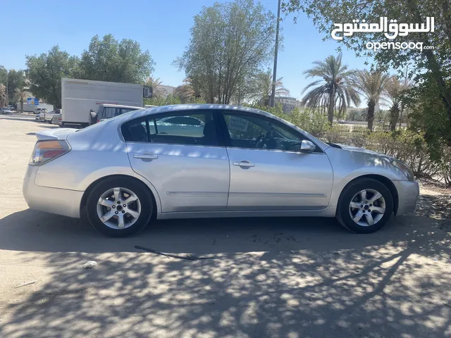 Used Nissan Altima in Farwaniya