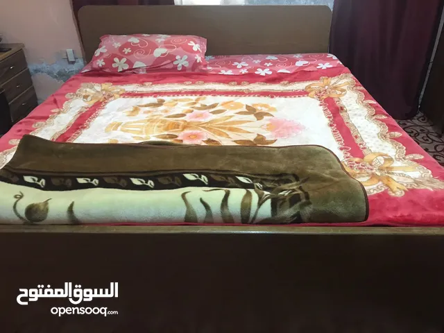 تخت مجوز مع فرشة