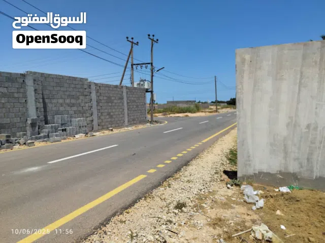 قطعه ارض في القويعه بالقرب HT   مقسم قطران و كهرباء