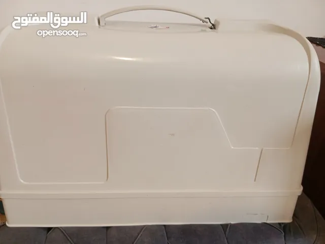 سلام عليكم عندي ماكينت خياطا نضيفا