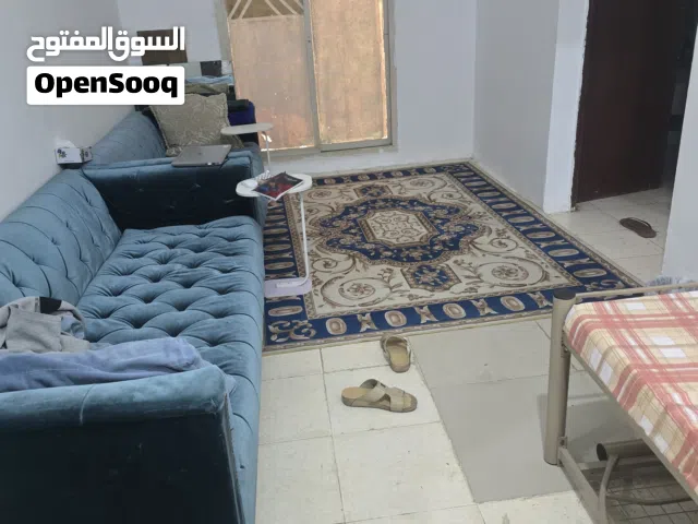 للبيع طقم كنب