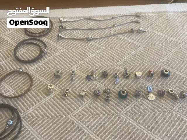 أساور باندورا وتشارمات (أصلية) وارد أوروبا