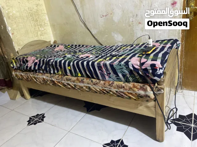 غرفه نوم أخشاب