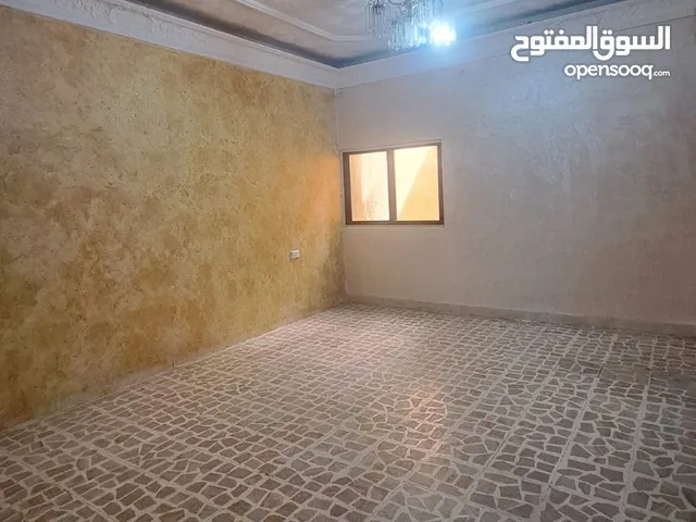 133 m2 3 Bedrooms Apartments for Sale in Amman Marka Al Shamaliya