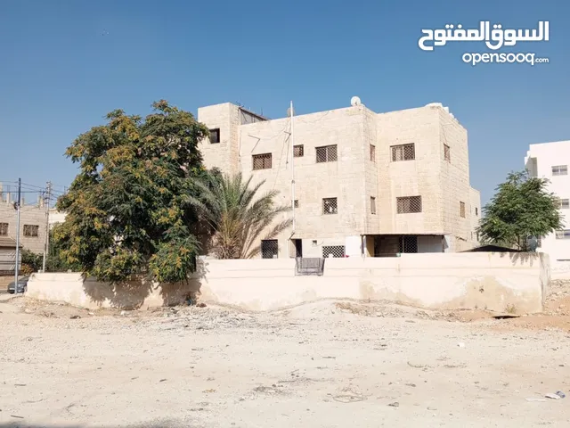 شقة للايجار شارع جرش خلف مطعم اسطنبولي