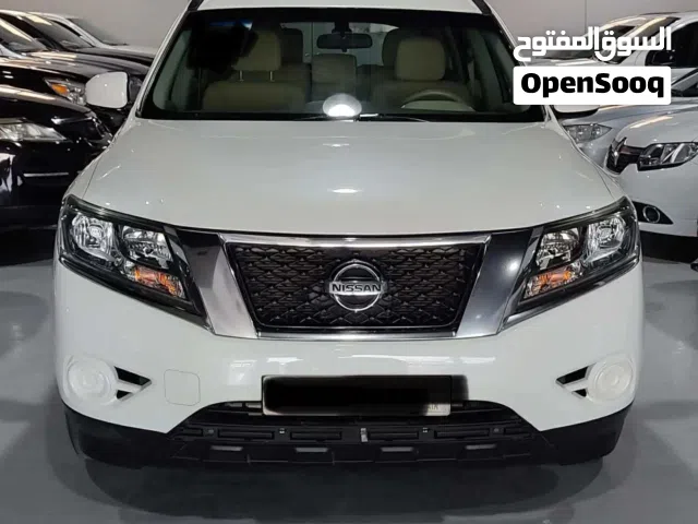 2015 نيسان باثفايندر SV