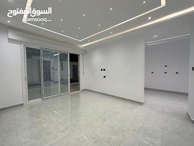 333 m2 More than 6 bedrooms Townhouse for Sale in Tripoli Other