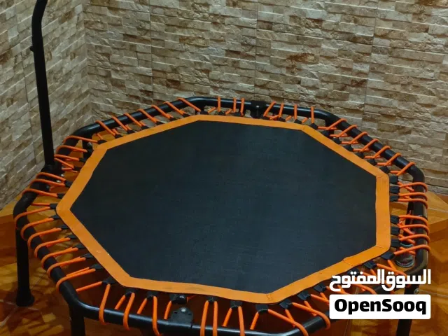 ترامبولين شبه جديدة