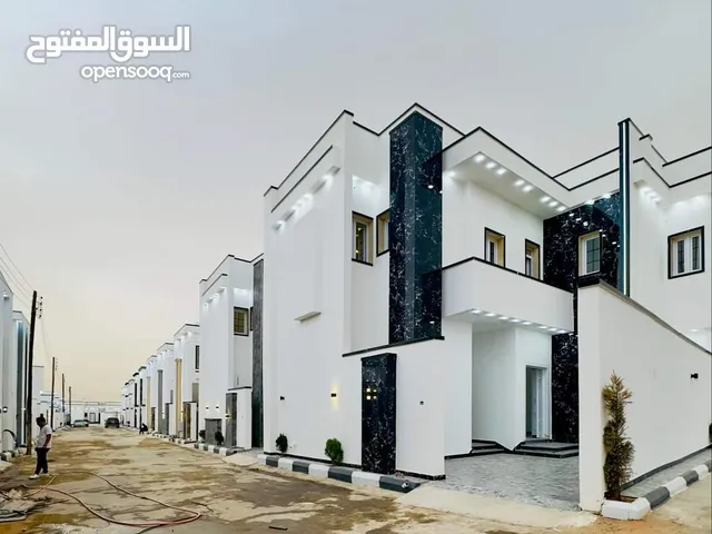 210 m2 5 Bedrooms Townhouse for Sale in Tripoli Khallet Alforjan