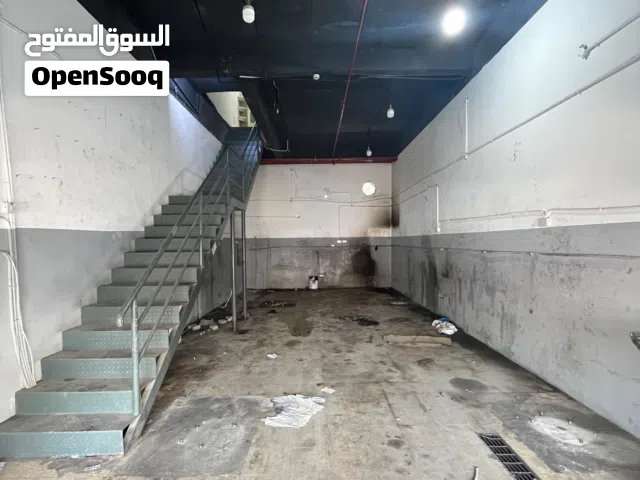 محل تجاري مع فترة سماح للإيجار في الري