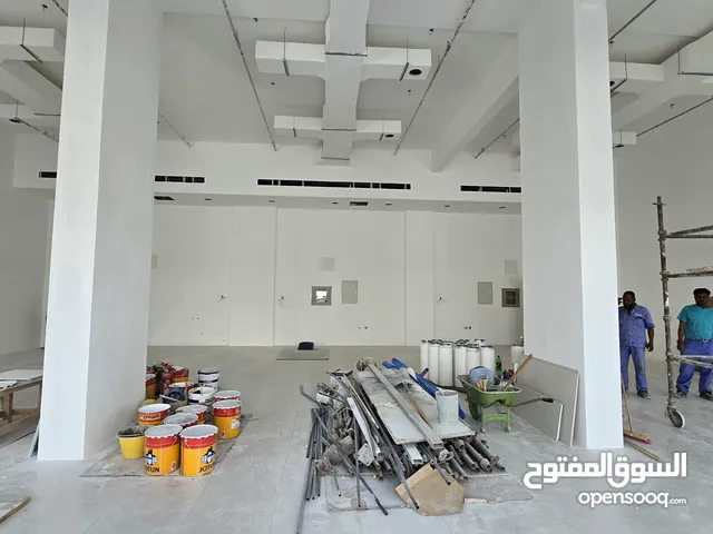 showroom for rent in Al mussaffah 3 shop 600 ft have ice conditioner and electrical extensions