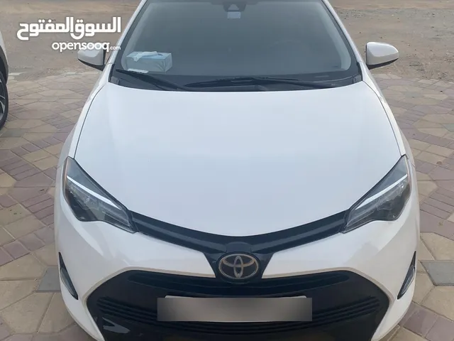 تويوتا كورولا LE 2018 ممتازة ونظيفة استخدام شخصي مواصفات جميلة مع دواليب وكفرات جديدة بولش بدون دهان