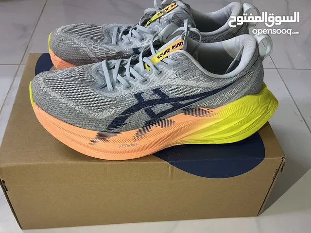 حذاء ASICS Superblast 2