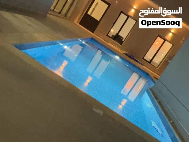 1050 m2 More than 6 bedrooms Villa for Rent in Al Ahmadi Wafra residential